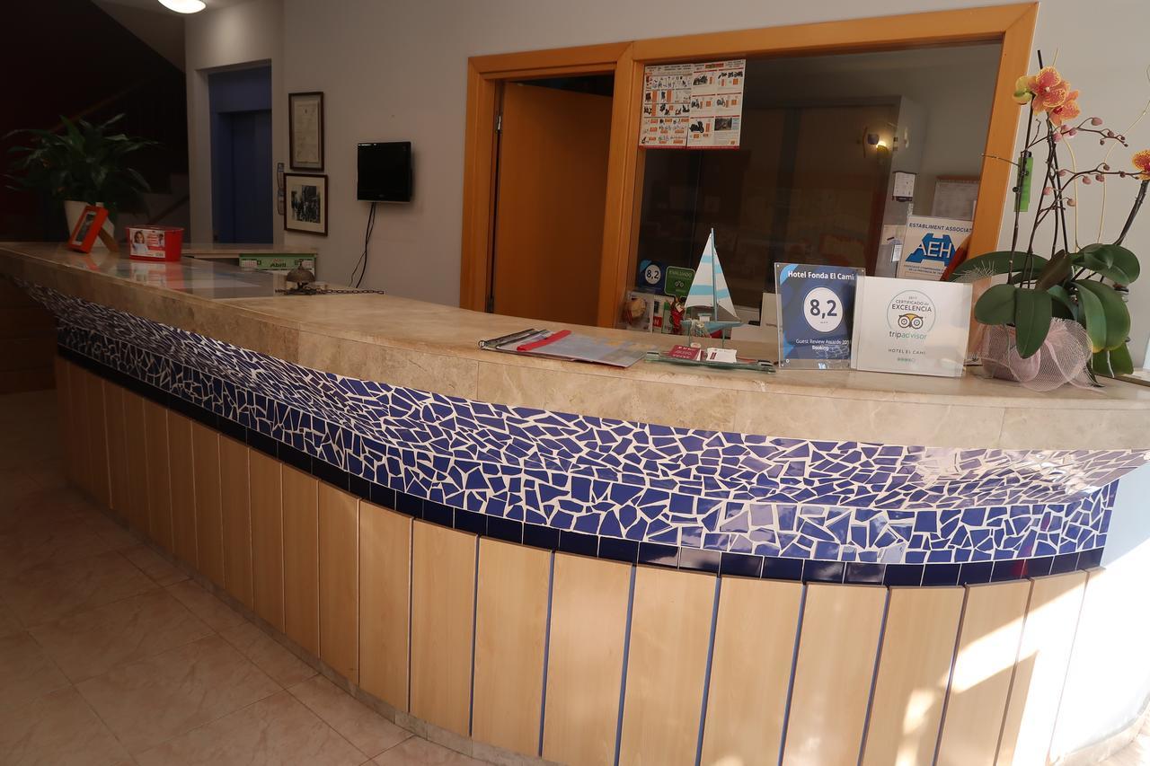 El Cami Hotel กัมบริลส์ ภายนอก รูปภาพ