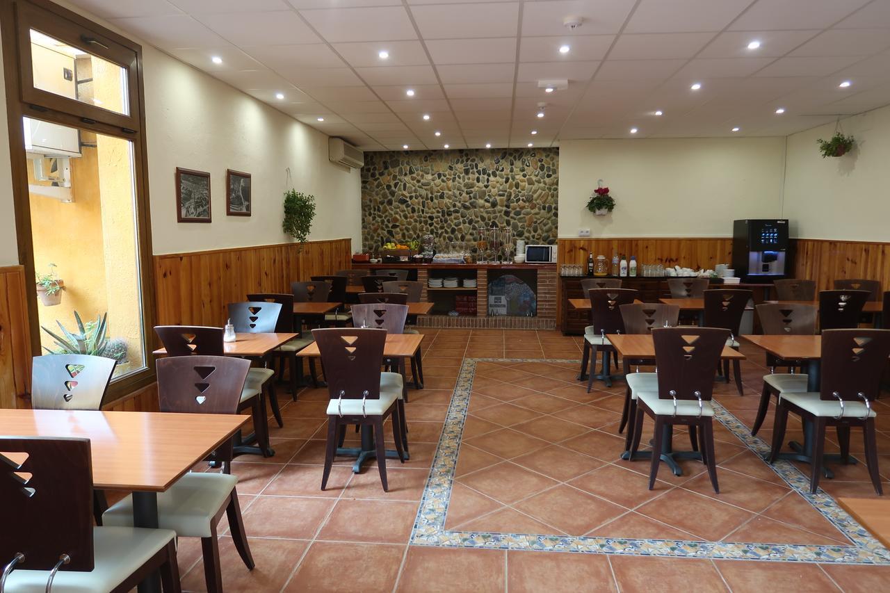 El Cami Hotel กัมบริลส์ ภายนอก รูปภาพ