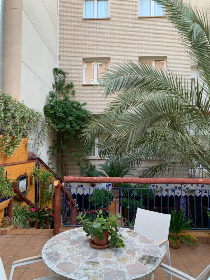 El Cami Hotel กัมบริลส์ ภายนอก รูปภาพ